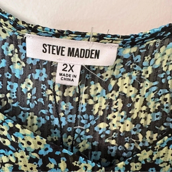 Steve Madden Women’s 3/4 Sleeve Square Neck Black Multi Floral Top Size 2X NWT - Picture 4 of 8